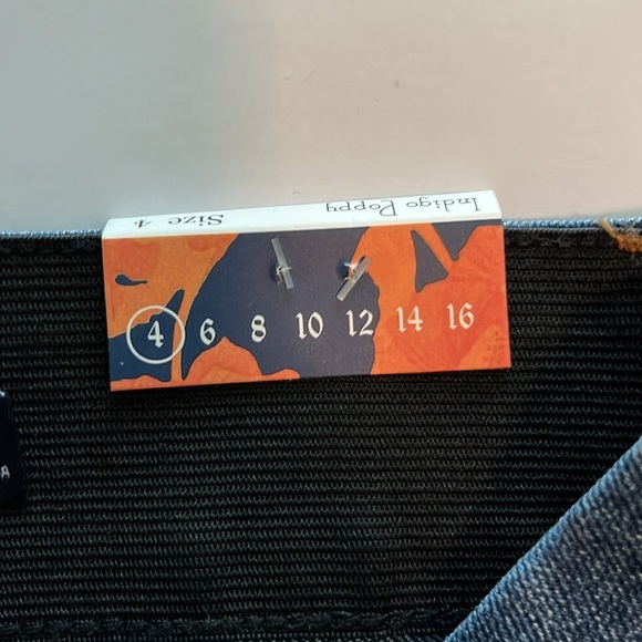 Indigo Poppy 4” Short Mid Rise NWT Size 4 - Picture 11 of 16